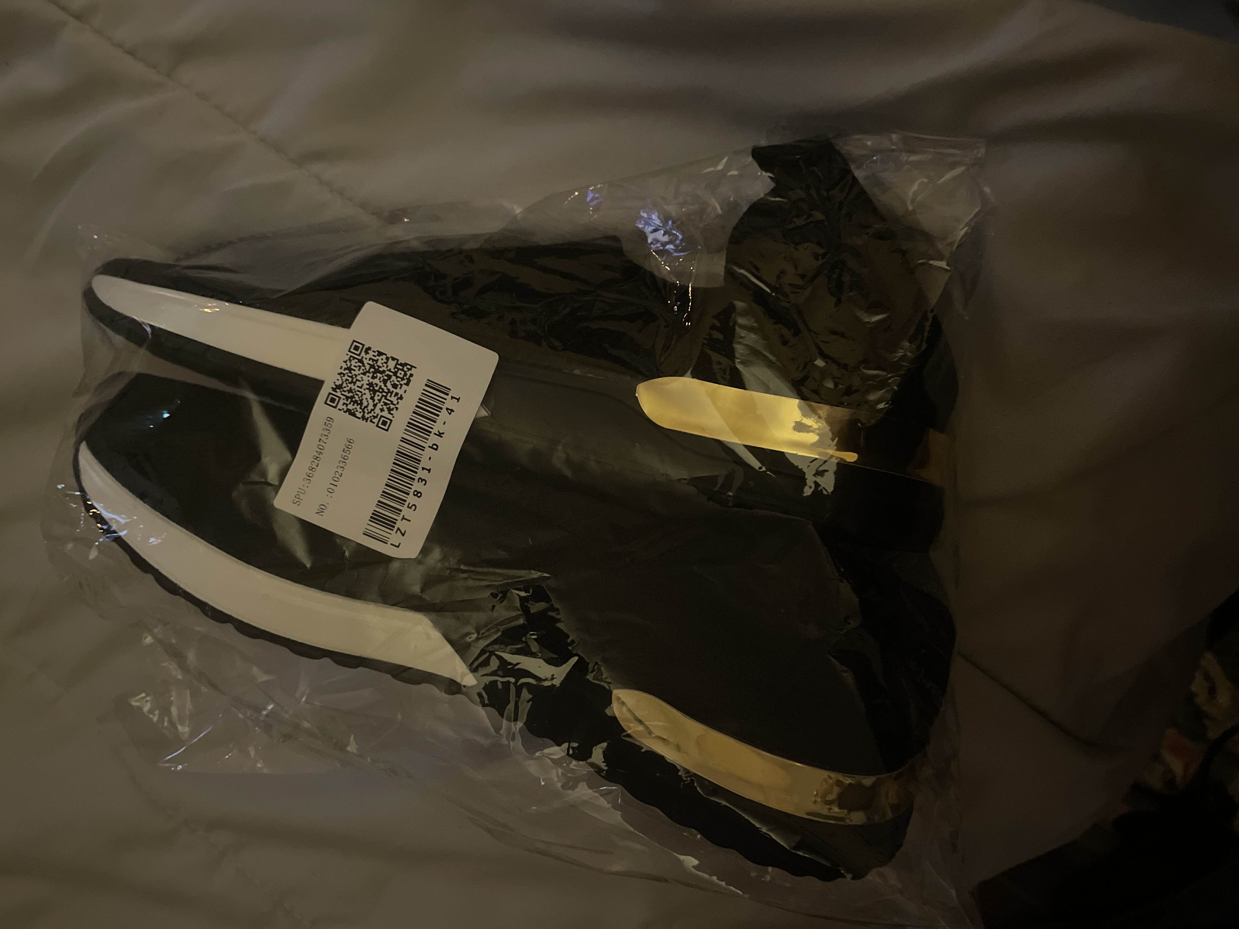 slip on knit sneakers