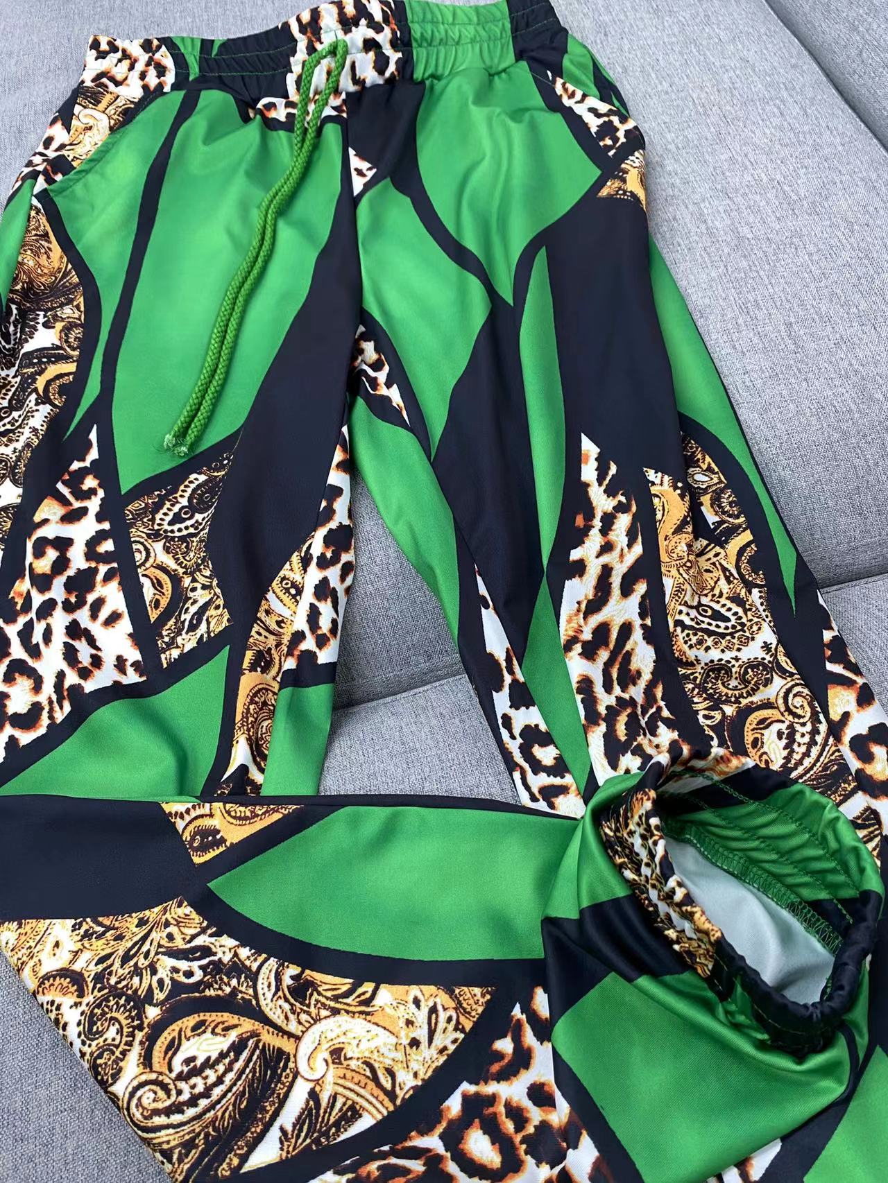 Puff Sleeve Top & Baroque Leopard Print Pants Set