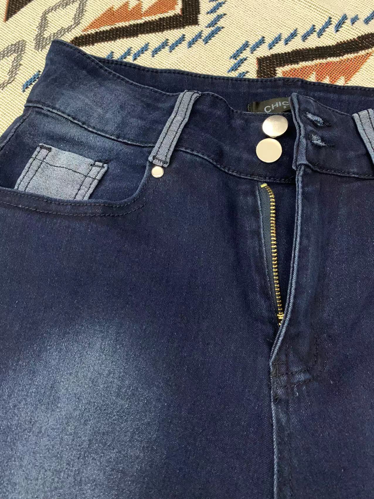 Contrast Paneled Pocket Design Denim Shorts