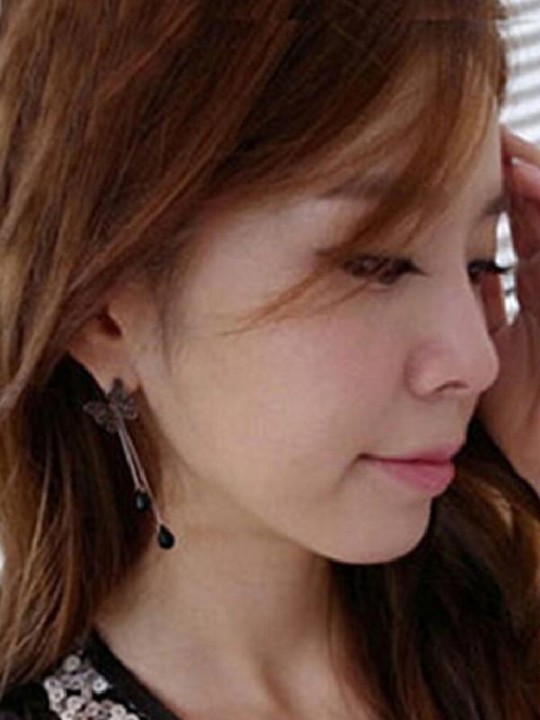 Uudet yksinkertaiset Street Style Butterfly Tassel Drop -korvakorut