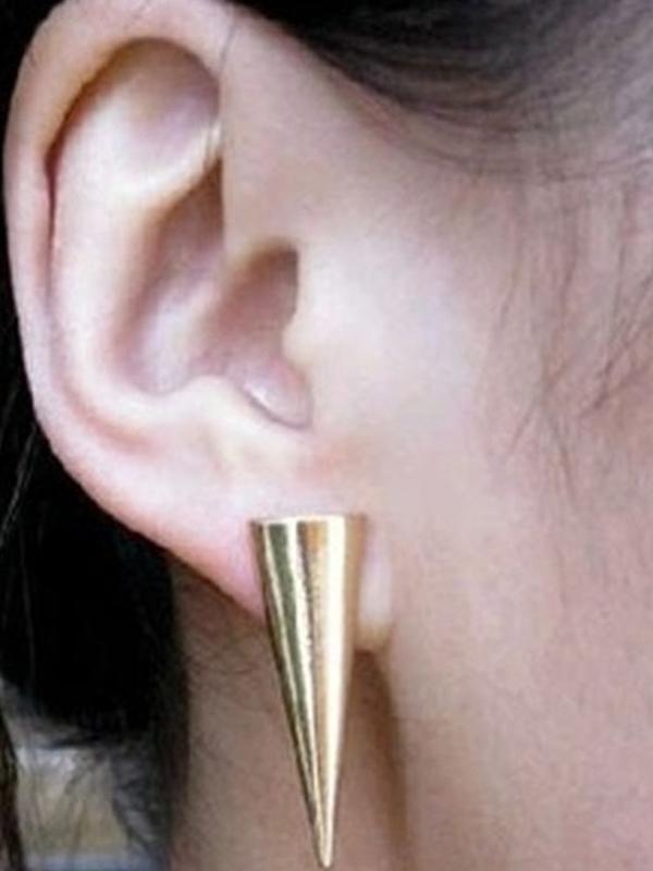 Mode féminine Nouvelle Personnalité Style Punk 3D Triangle Conception Oreille Clip Oreille Boucles D&#39;oreilles