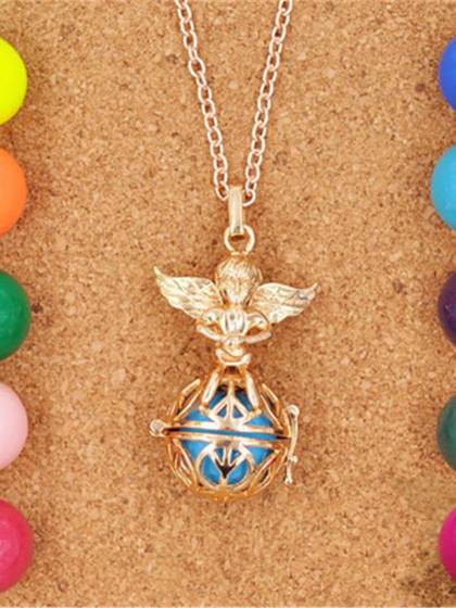 Moda para mujer Rainbow Balls Hollow Angel Wings Jaula Colgante Collar Accesorios de la joyería