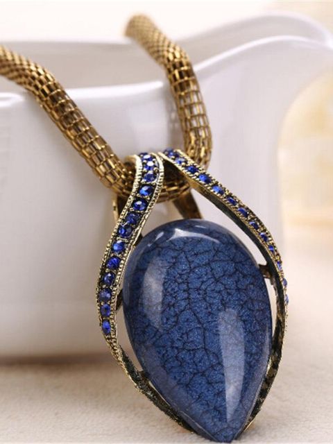 Nýtt vatnsdropaform kvenna dökkbláa keðju Retro Bohemian National Wind Hengiskraut