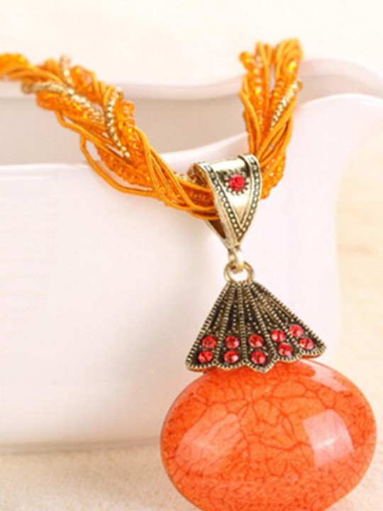 Nýtt appelsínugult hringlaga kristal stein keðja Bohemian National Wind Hengiskraut hálsmen