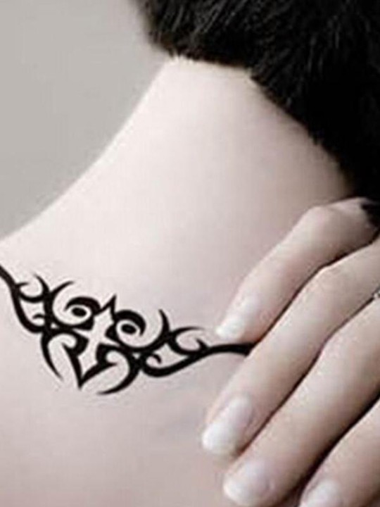 Miehet ja naiset vedenpitävät väärennetyt tatuointitarrat Pienikuvaiset pienet sormet tuoreet väärät väliaikaiset tatuointitarrat