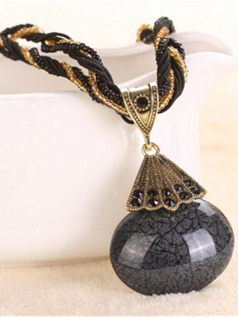 Kvinders nye sorte runde Crystal Stone Chain Bohemian National Wind Pendant halskæde