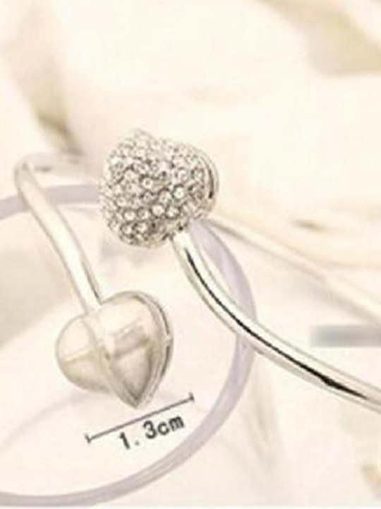 Women Simple Style Gold Tone Rhinestone Love Heart Bangle Cuff Bracelet (Color Gold)