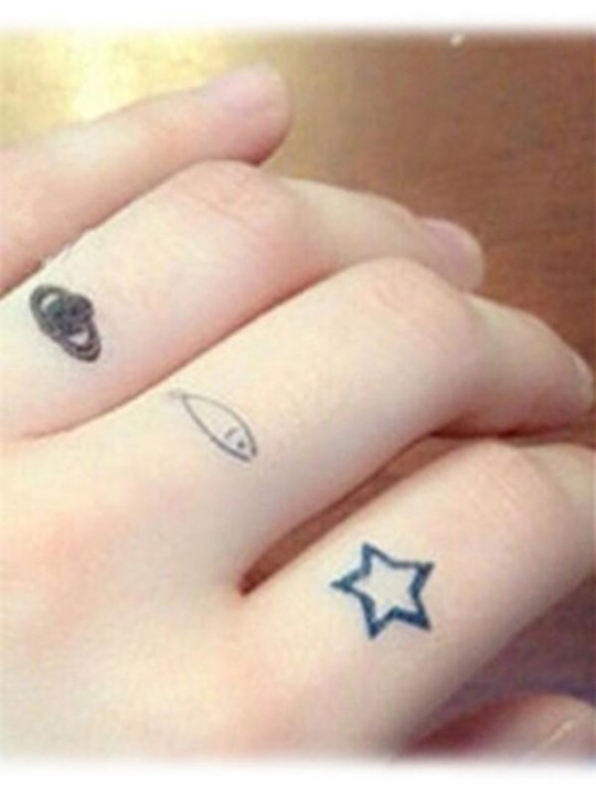 Karlar og konur vatnsheldir fölsaðir húðflúralímmiðar Lítil mynstur Lítill fingur Ferskir rangir tímabundnir húðflúralímmiðar