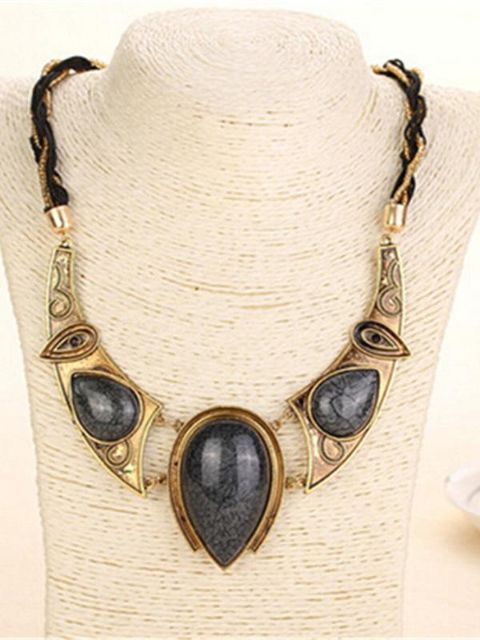 Collier à pendentif vent national bohème rétro chaîne noire pour femme