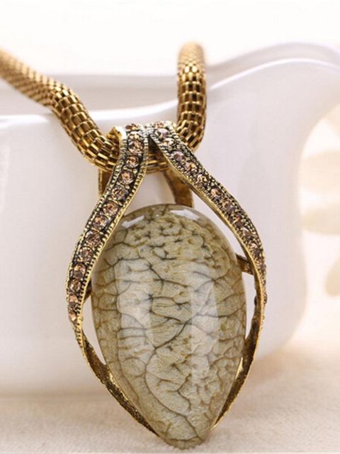 Kvinders nye vanddråbeform gule kæde Retro Bohemian National Wind Pendant Necklace