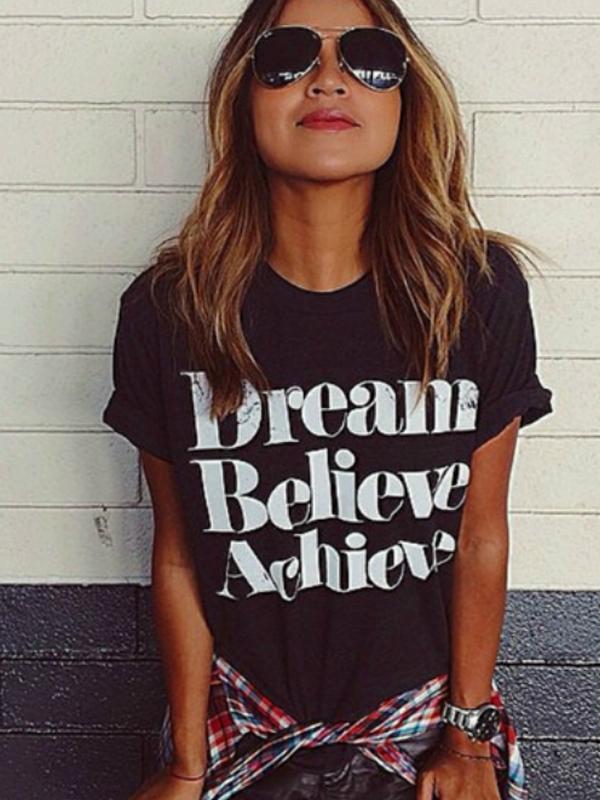 Letras 3D das mulheres Imprimir em torno do pescoço T-shirt Tops de algodão de manga curta