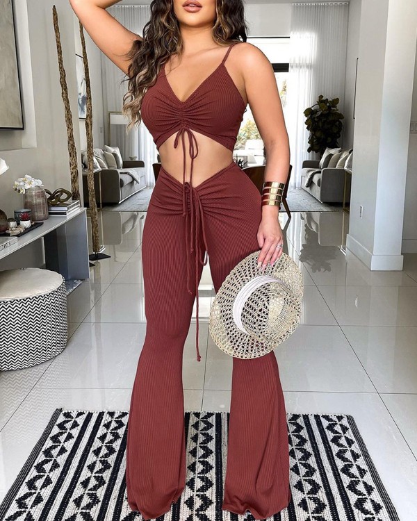 Kiristysnauha Ruched Crop Top & Bootcut -housusetti