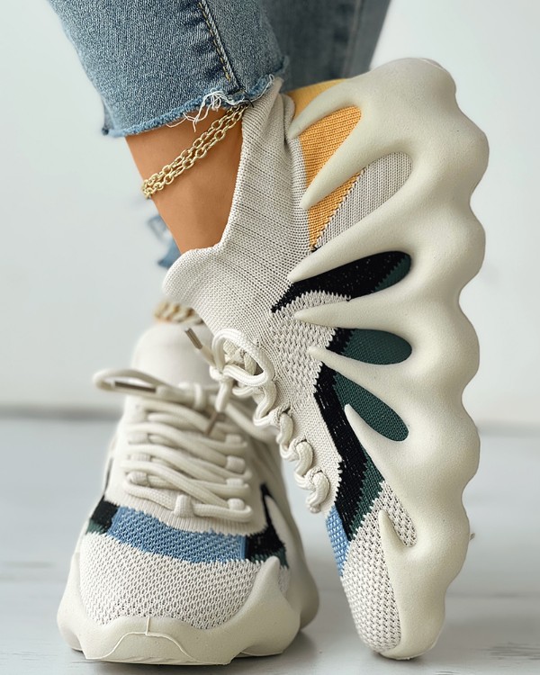 Yeezy sneakers respirant à best sale lacets en tricot colorblock