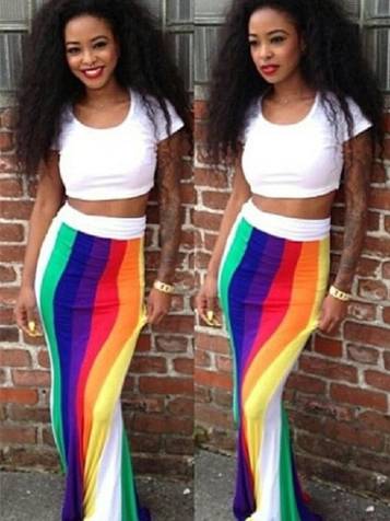 Nouvelle mode pour femmes à rayures arc-en-ciel deux pièces Beach Wear Crop Top + Maxi jupe