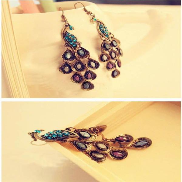 Hot Selling New Arrival Fashion Prancing Jingle Earrings Vintage Peacock Earrings