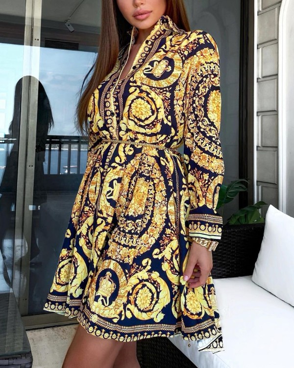 Trefil prentshnappur skyrta kjóll að framan