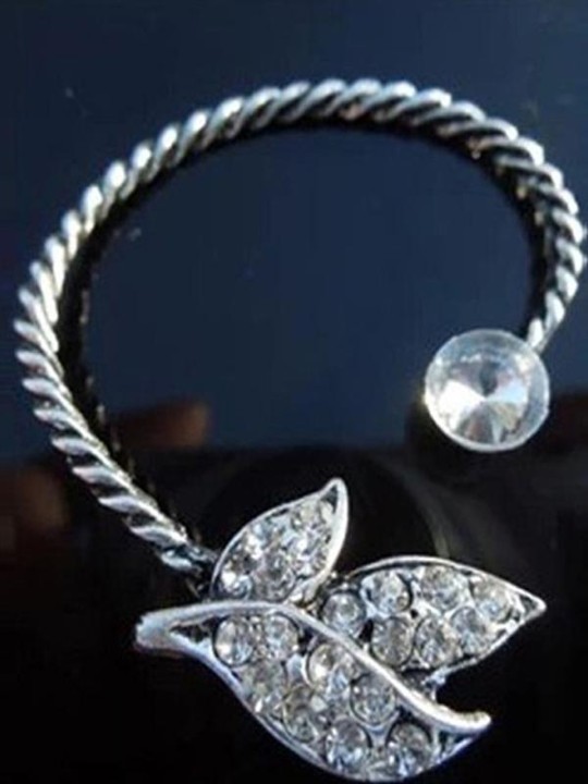 Moda para mujer Nueva personalidad Estilo punky Crystal Leaf Diseño Ear Clip Ear Stud Pendientes