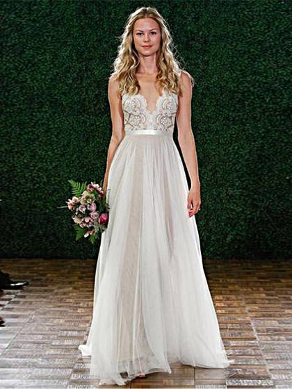 Ladys sexiga rygglösa eleganta v-ringade chiffongafton med låg byst