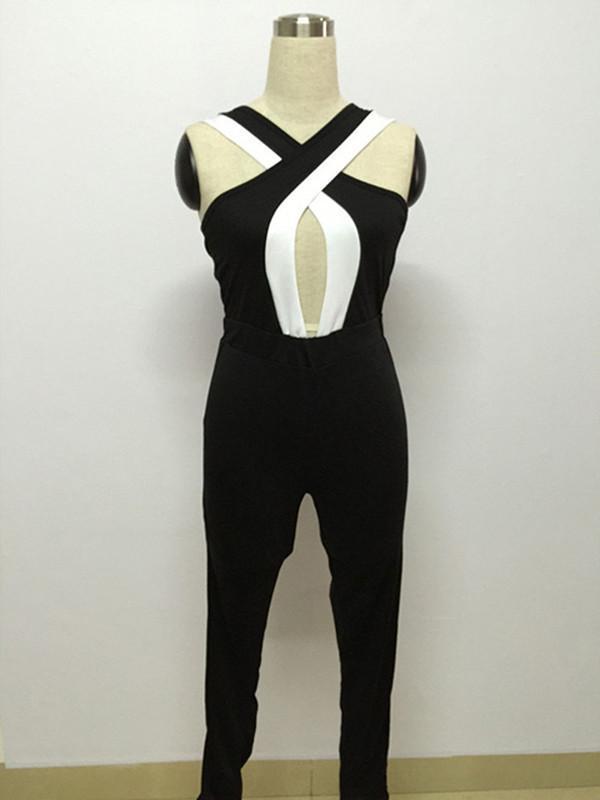 Fashion Cross Neck Sexy Slim Fit Bandage Jumpsuit Combishort sans manches Barboteuse