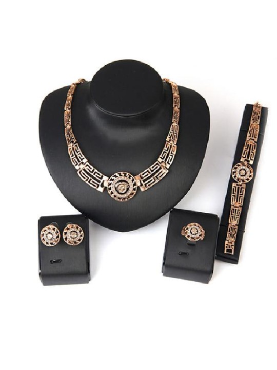 4 kpl kullattu vintage retro morsiamen häät muoti korut leijona kaulakoru korvakoru rannekorun sormus asettaa lahjat korut tarvikkeet