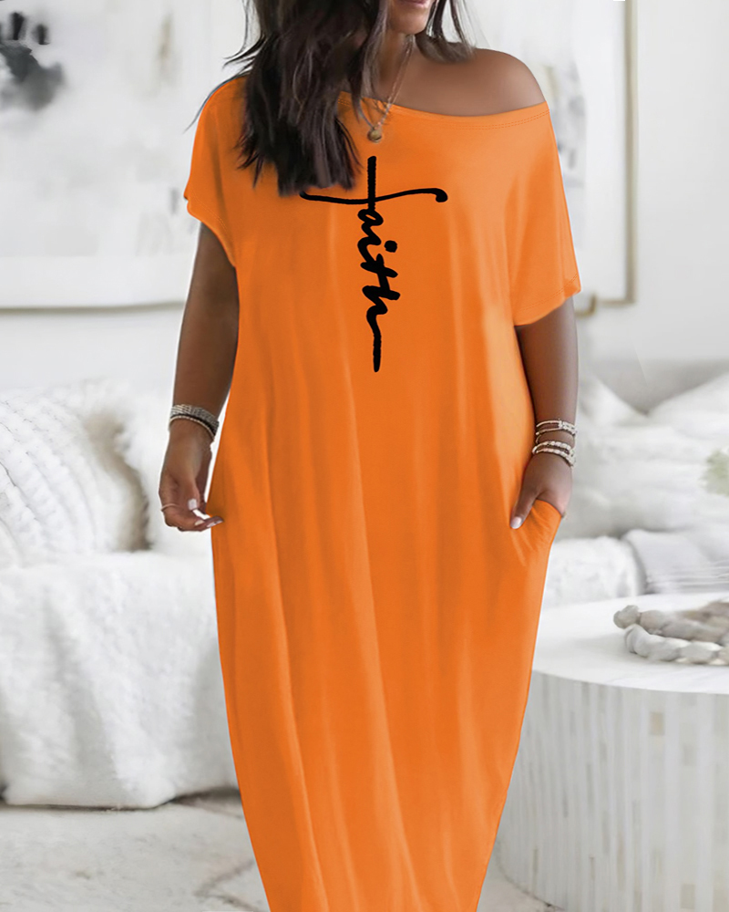 Plus Letter Print Skew Neck Short Sleeve Casual Maxi Dress with Pocket