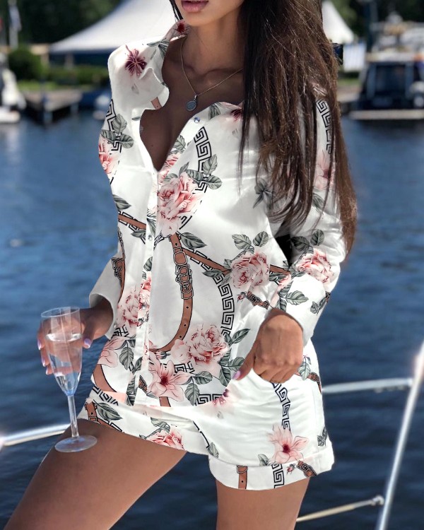 Blómaprentað stuttbuxur og vasahönnunar stuttbuxur