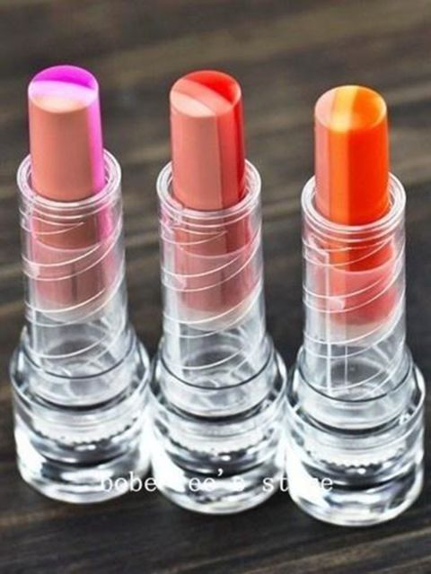 Women's Fashion Color Gradient Bite Lips Lipstick Gloss Mouthpiece