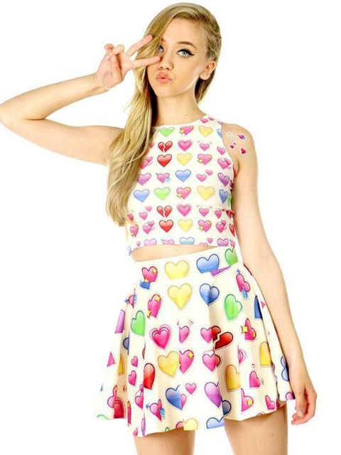 Dömutíska 2015 Hvítt teiknimyndahjartaþrýstingur Ermalaus uppskera vestur Stelpubolur