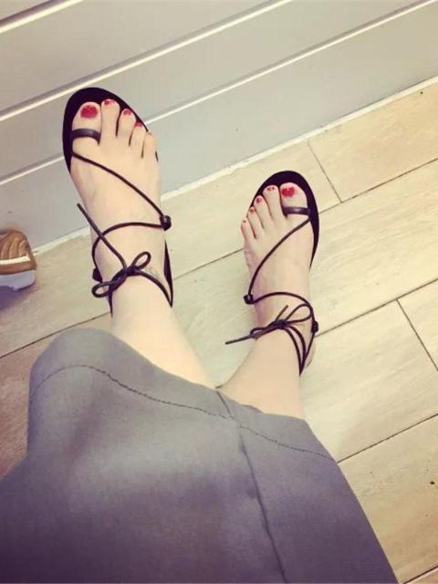 Gladiador Romano Moda Feminina de VerãoOuro de Prata Simples DesignT Strap Flats Bueaty Soft Sandals