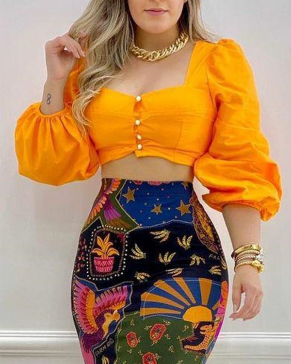Shirred Back Button Decor Lantern Sleeve Crop Top
