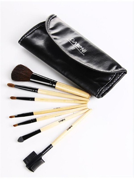 Skönhet Svart läderpåse Magisk sminkborste 7 stycken Kosmetisk Foundation Concealer-borstsats Professionella sminkverktyg