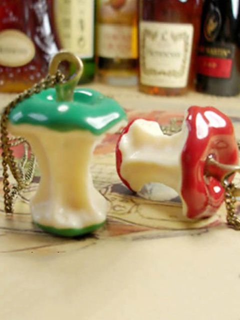 New Fashion Bitten Apple Shape Chain Pendant Necklace Sweater Necklace Jewelry Accessories
