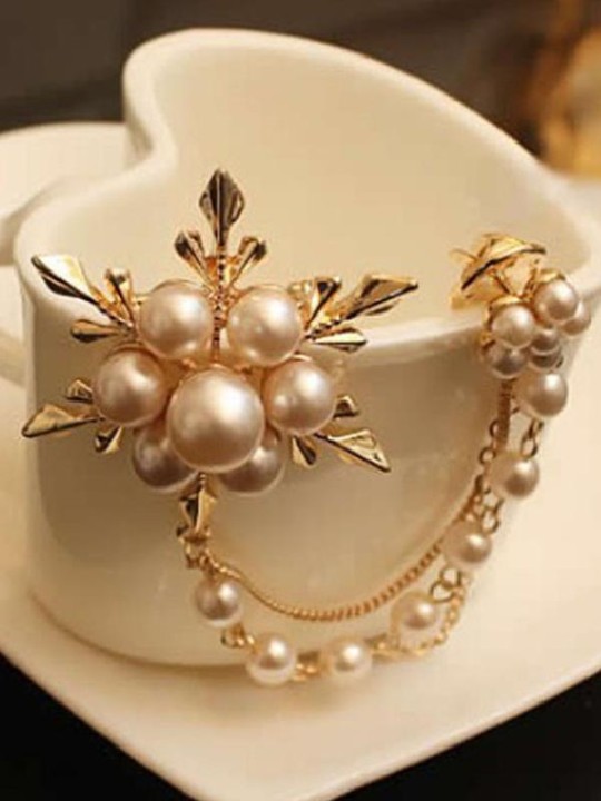 Unisex neue Mode Quaste Perlen Floral Schnee Brosche