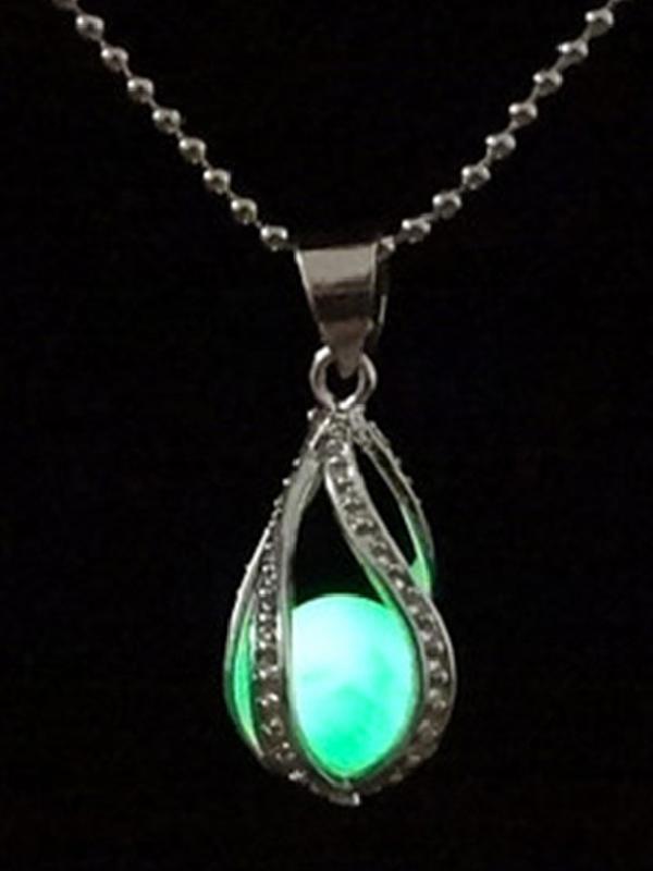 1 STÜCKE HOT Mode Die Kleine Meerjungfrau Teardrop Glow In Dark Anhänger Halskette Geschenk Glowing Schmuck Liebhaber