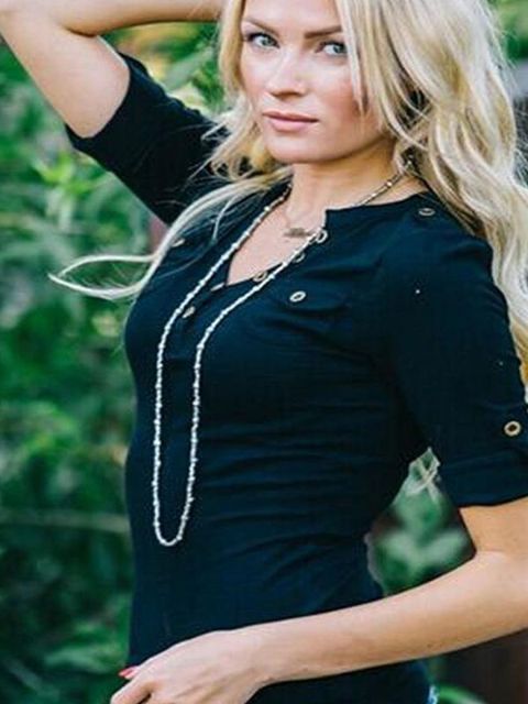 Frauen Langarm V-Ausschnitt Slim Fit T-Shirt Button verziert solide T-Shirt Tops