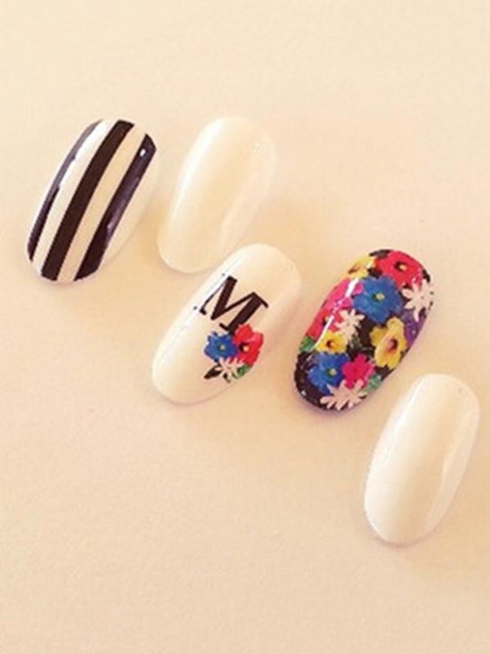 Lettres pour femmes Floral DIY Sticker Nail Art Stickers Nails Wraps Nail Tools Manucure