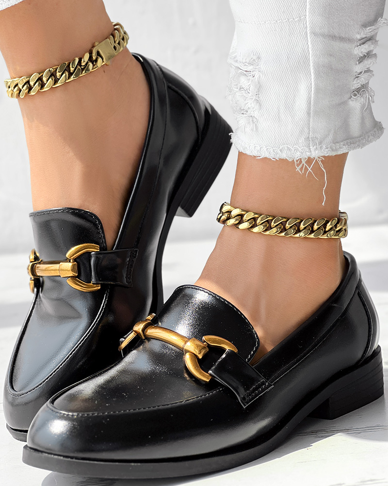 Metal Decor Round Toe Casual Slip-On Flat Loafers