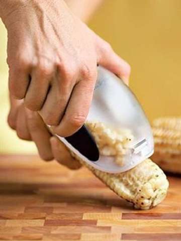 Mouse Shaped Creative Corn Stripping   Threshing Grain Corn Machine