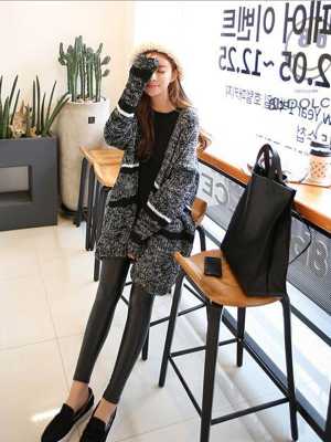 Autumn New Korean Cardigan Black And White V-Neck Split At Back Vent Pocket Long Sleeves Long Thick Sweater Coat