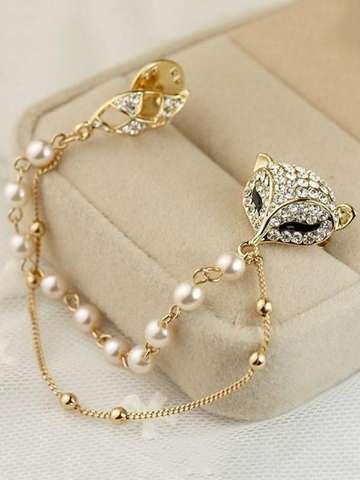 Unisex New Fashion Chain Pearls Fox Head Decoration Brooch
