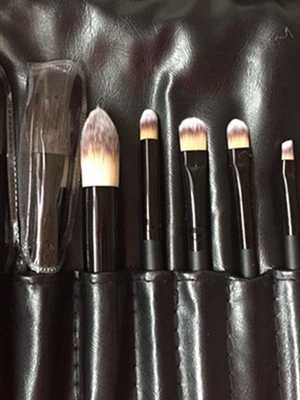 Beauty Black Leather Bag Magic Make Up Brush 9 Pieces Cosmetic Foundation Concealer Brush Set