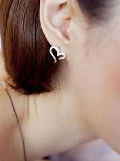 New Fashion Vintage Plated Small Love Imitation Diamond Stud Earrings  Jewelry