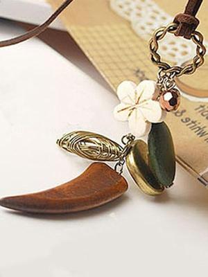 New Fashion Hot-Selling Vintage Woody Wing  Sweater Chain Long Necklace