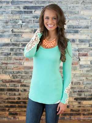 Women's Sexy Slim Solid Color Crochet Lace Shirt Hollow-Out Long Sleeve Tops & Blouses