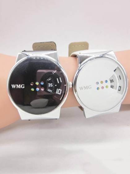 Fashion Woman Casual Watches Stylish Multicolored Turntable Quartz Wristwatch Unisex Sport Watch