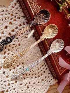 New Shell Shaped Royal Luxury Vintage Palace Carved Coffee Tea Mini Ice cream Scoop Spoons