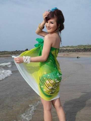 Women's Fashion Summer Green Peacock Pattern Chiffon Scraf Beach Dress Bikini Cover-up Swim Towels