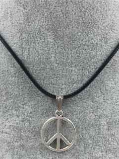 Hot Fashion Men Women's No War Necklace Shape Pendant Necklace Gifts