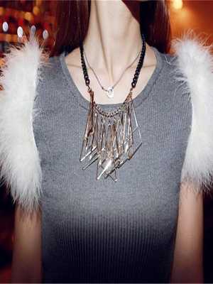 Women's Temperament Exaggerated Irregular Trapezoidal Geometry Hollow Pendant Necklace&Pendant