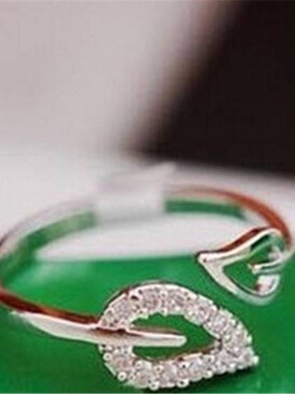 Women's Fashion Simple Style Size Adjustable Leave Pattern Vintage Wedding Rings